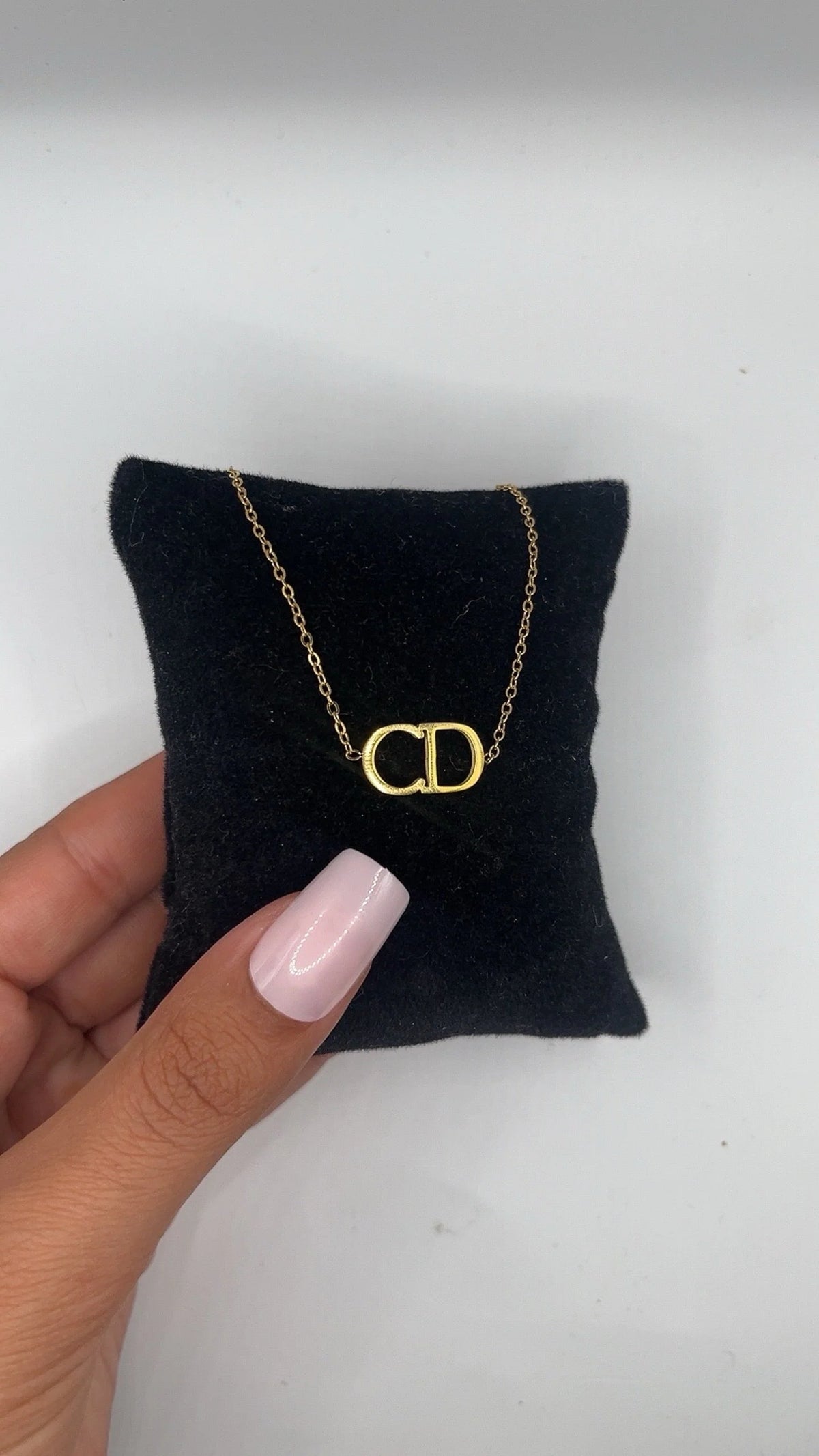 Leina necklace