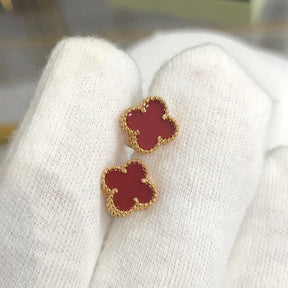 Four-leaf ear studs