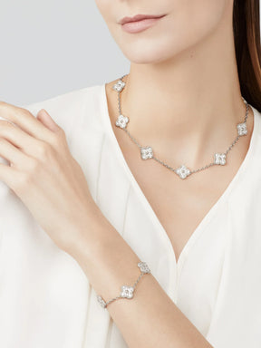 Four-leaf clover necklace – Lavish 10 designs, Silver