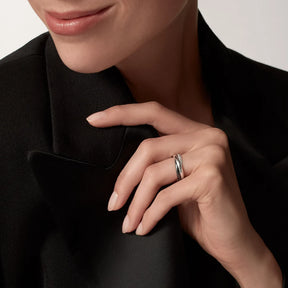 anello di diamanti per unghie 