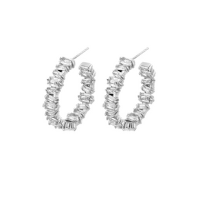 Cassie Hoops