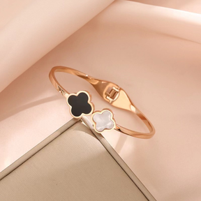 Clover bracelet
