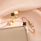 Clover bracelet
