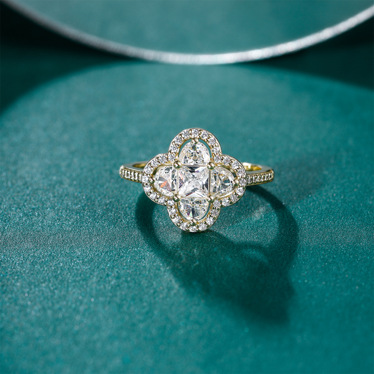 Anello del trifoglio