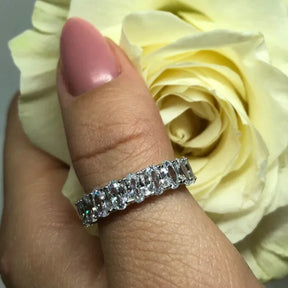anello di diamanti per unghie 