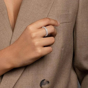 anello di diamanti per unghie 